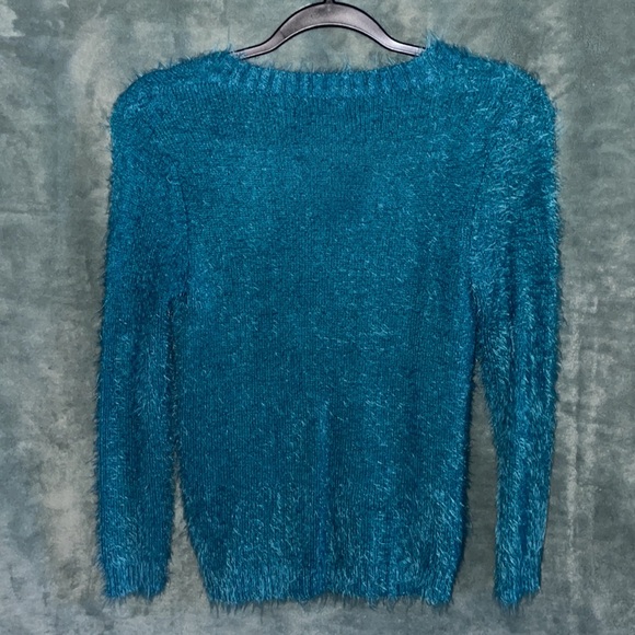 NWOT Tucker + Tate women’s long sleeve sweater.  Size M (8-10) - Picture 2 of 6